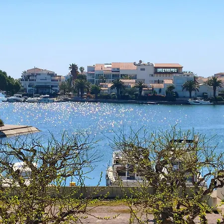 St Cyprien La Marina T2 Climatise *